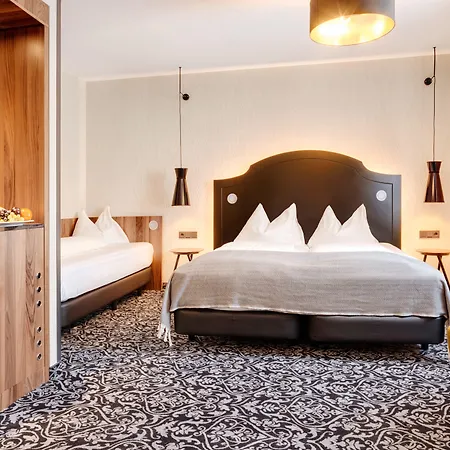 Grauer Baer Szálloda 4*