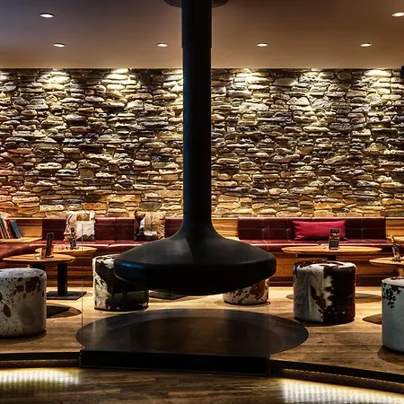 Grauer Bär Innsbruck