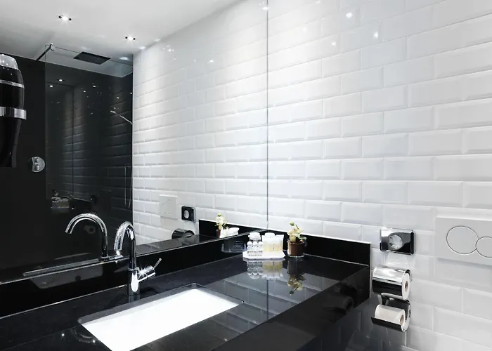 Grauer Baer Готель Інсбрук