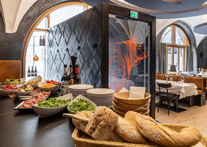 غراور بار فندق